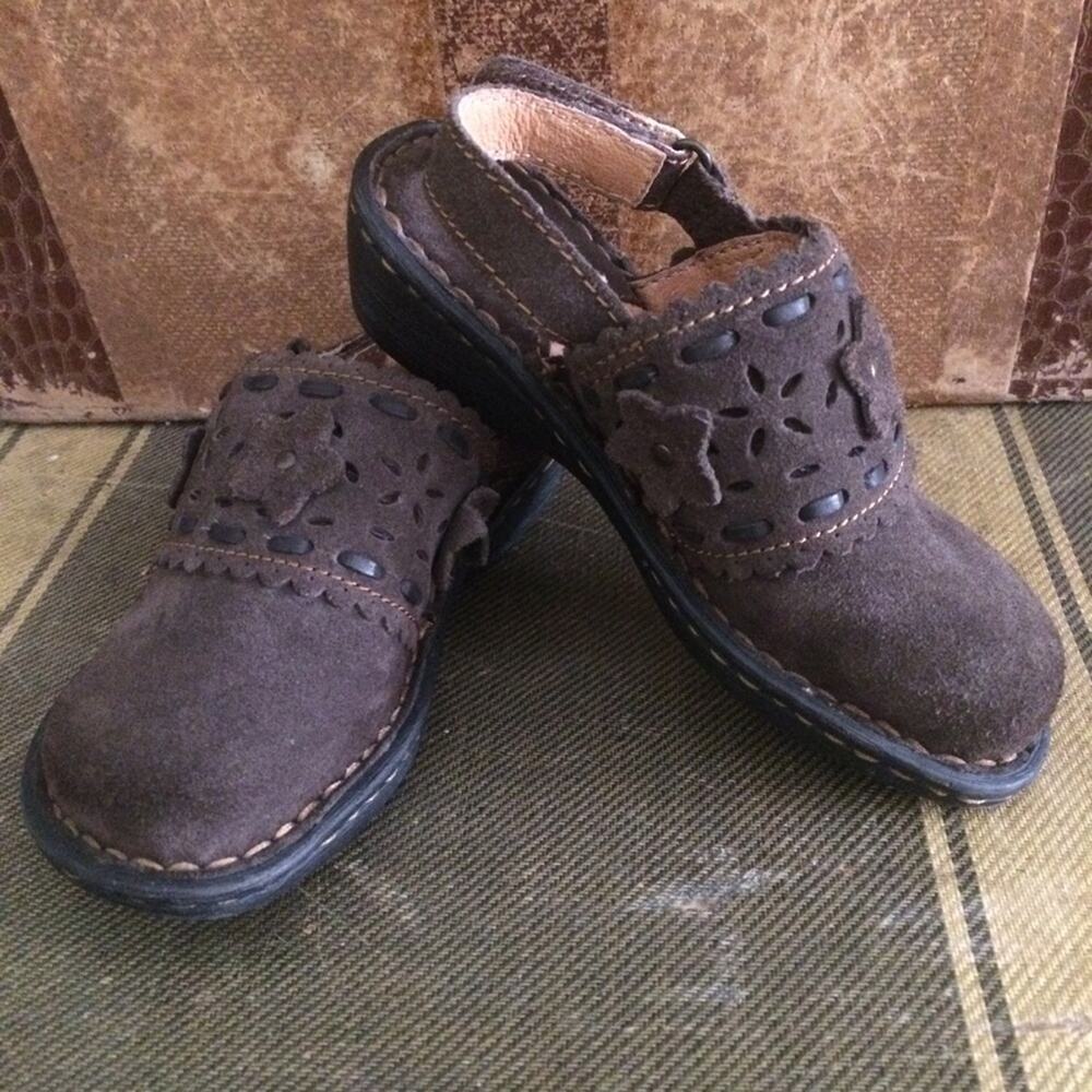 Born Little Girl Suede Shoes